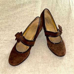 Softspots Brown Suede Heels - 9.5